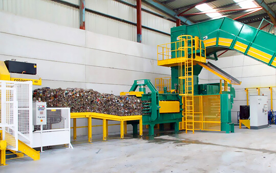 Máquina para la compactación de residuos de la marca Macpresse Europa distribuida por GTA Ambiental en México